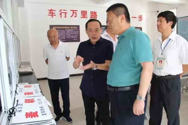 省運管局副局長袁新一行到隴運集團公司調研檢查安全管理工作