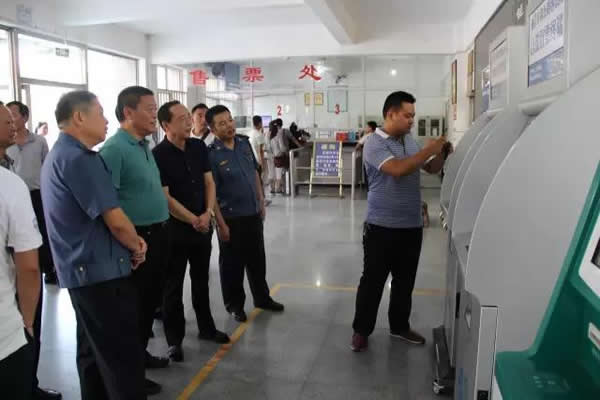 省運管局副局長袁新一行到隴運集團公司調研檢查安全管理工作