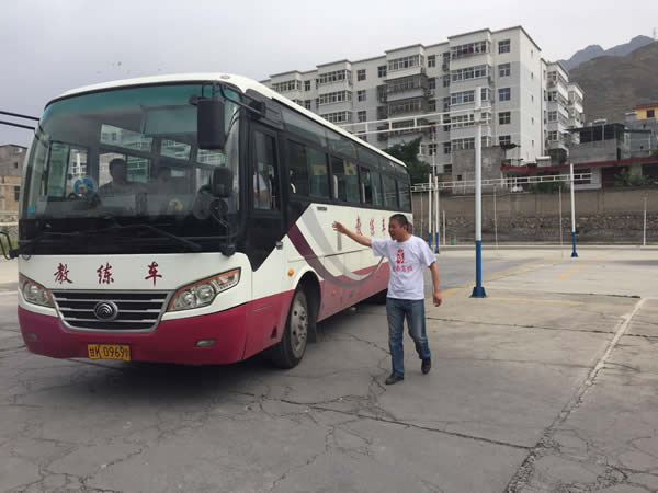 做到兩點(diǎn)，輕松考試，順利拿證