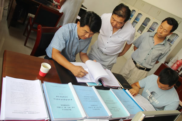 市交通運(yùn)輸局黨組書記、局長馬潤同志對隴運(yùn)集團(tuán)公司全面從嚴(yán)治黨及黨風(fēng)廉政建設(shè)進(jìn)行專題調(diào)研