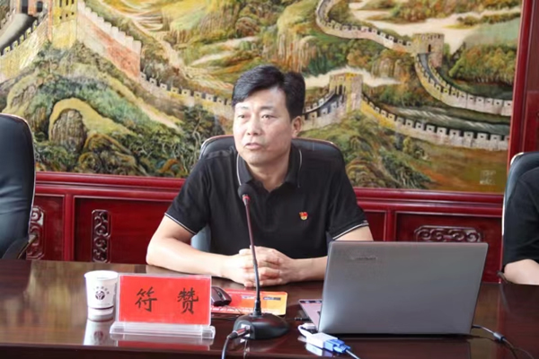市政府國資委黨委委員、副主任符贊到隴運集團公司開展講授 黨紀學習教育專題 黨課暨“七一”慰問活動